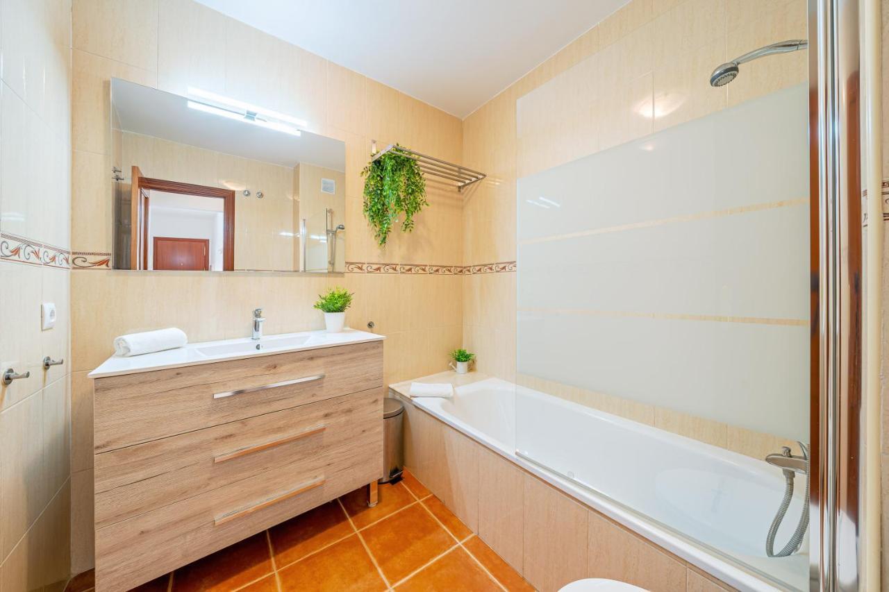 Old Town - Cultural Experience Apartment Malaga Bagian luar foto