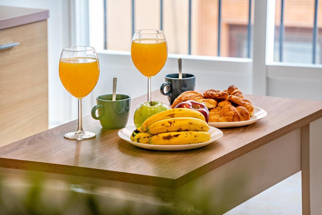 Old Town - Cultural Experience Apartment Malaga Bagian luar foto